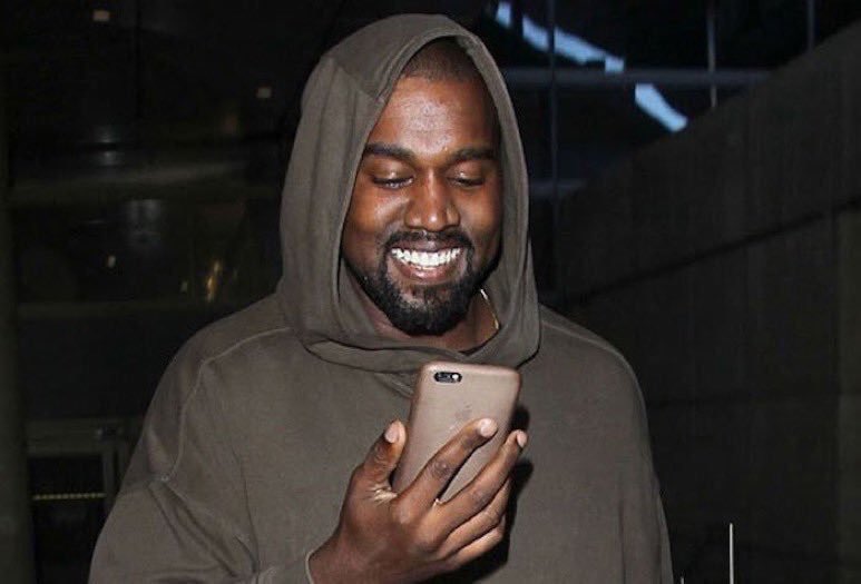 MoonApeMan's tweet image. me staring at my portfolio all day —

#AMC #AMC500k #AMCSqueeze