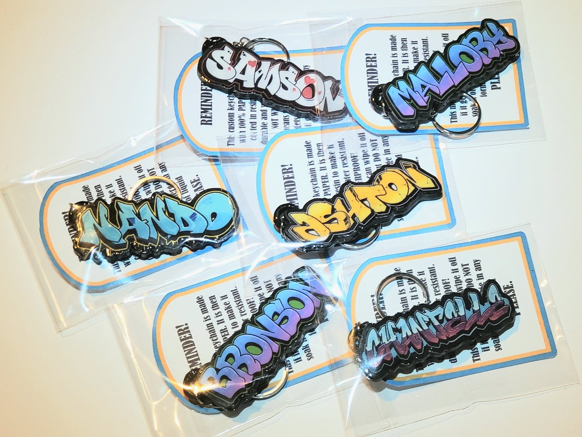 PDCanada2005's tweet photo. Custom cardstock keychains.12 graffiti fonts to choose from. https://t.co/7oAyWGxeji https://t.co/BtWAiuuQ8B 
#custommade #etsystore #instagram #handmade #SmallBusiness #preciousdelightscanada https://t.co/ZCYFbawRo1