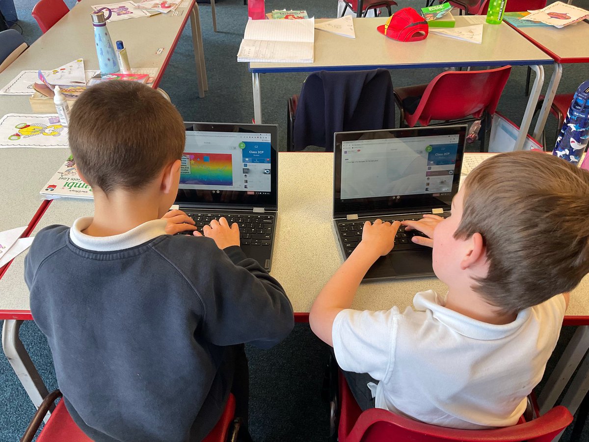 wellesprimary's tweet photo. 2CP have had a great day writing blog posts using @Seesaw and enjoying the long awaited sunshine! ☀️ #primaryblogging https://t.co/X1bprJ348r