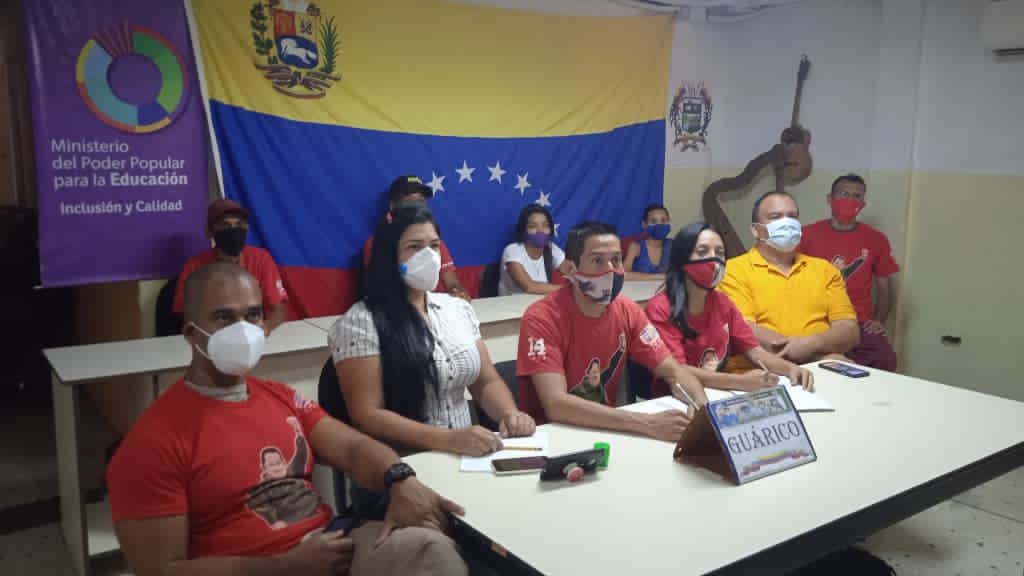 #EnDesarrollo Luchadores Sociales del Frente Francisco de Miranda presentes en el Ciclo formativo virtual sobre el pensamiento del Comandante Chávez Plan de la Patria 2013 -19
Estudio del Plan de la Patria, 5to Objetivo Histórico
.<a href="/nairobygs/">NairobyGS</a>
.<a href="/NaslyNd/">Nasly Duerto</a>
.<a href="/Ffmguaricoconl1/">Ffmguariconlacola</a>