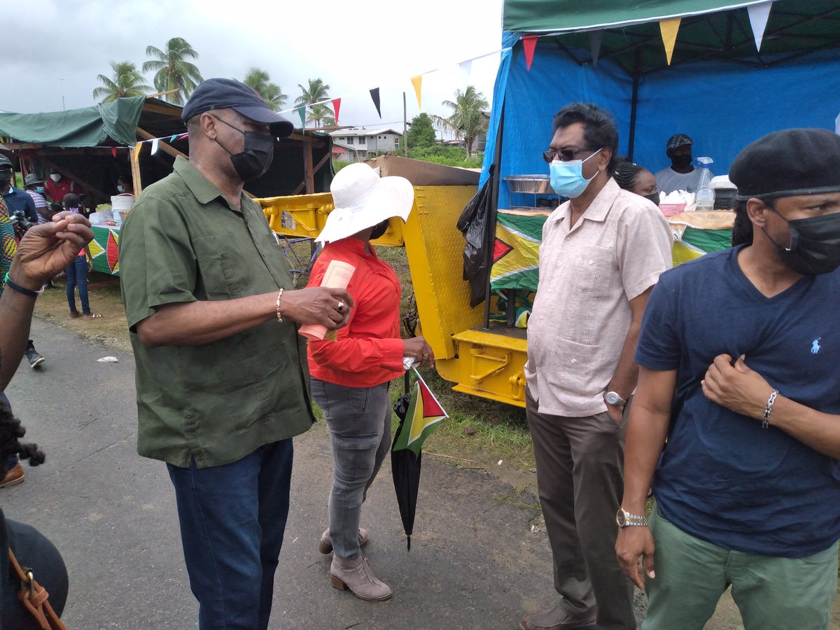 OppLeader's tweet photo. It was good to engage with the people of Ithaca as they launched their market...keep up the good work. #villagers #Growth #buylocal #supportlocalbusiness https://t.co/3jMsPwAGCX