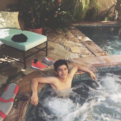 seanlabordo's tweet photo. #NewProfilePic https://t.co/U3asXLFLKz