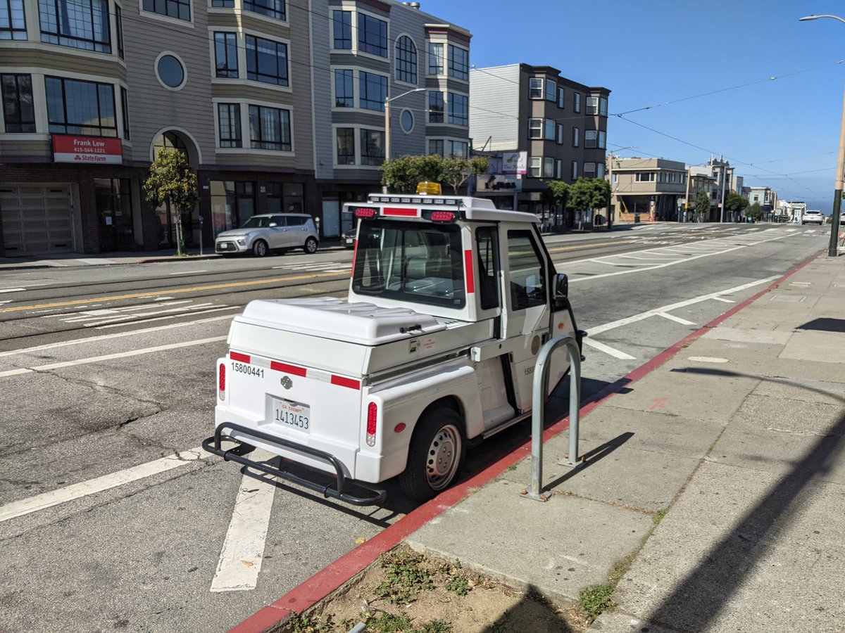 king0fpoptart's tweet photo. @sfmta_muni Came across a parking enforcement officer parked on a red curb on Taraval so that they could go into a sandwich shop. https://t.co/D6EfEuBy9T