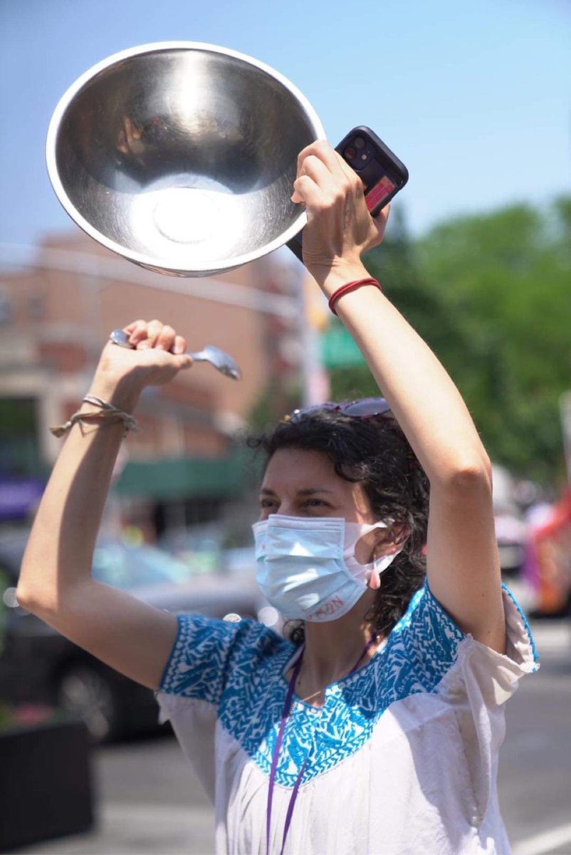 Myanmar community and NewYorkers, urged <a href="/Chevron/">Chevron</a> to cut ties with #MyanmarMilitaryTerrorists and pressured American Government to sanction MOGE

 NewYork, Diversity Plaza, Jackson Heights 

#WhatsHappeningInMyanmar #May27Coup