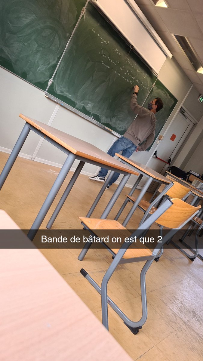 FantoNInus's tweet photo. Le nombre de personnes qui ont été accepté cette année sur parcoursup #Parcoursup2021 https://t.co/2Y3k8hQqby