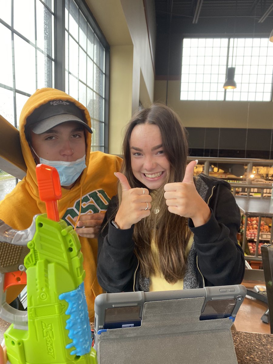 katierohling's tweet photo. Dartaholics - Mason from Panty Droppers missed his chance and sophie fired back @TonkaAssassins https://t.co/3NidxmpsBJ