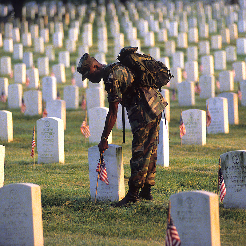 HISTORY's tweet photo. Today, we honor and remember the U.S. military men and women who gave their lives in service. #MemorialDay