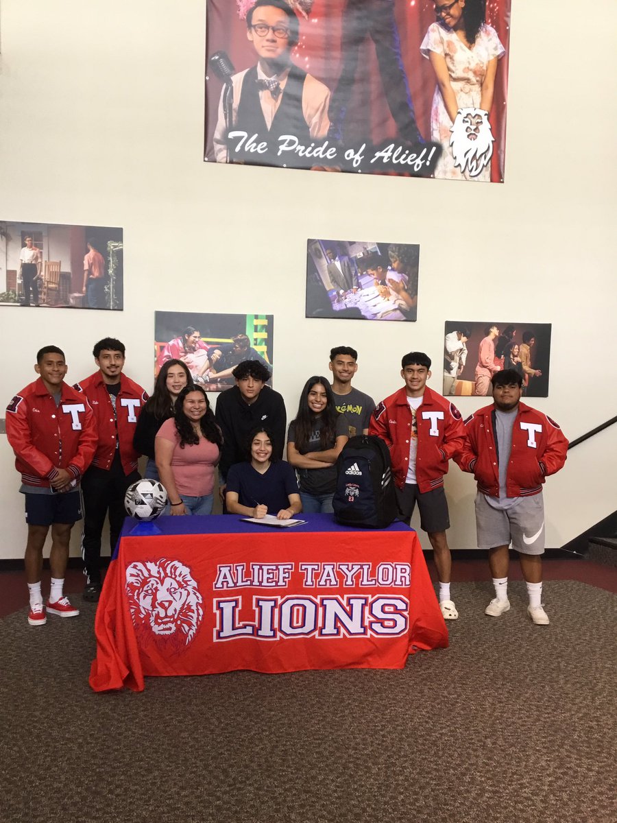 Congratulations to Jane Portillo on signing with Blue Mountain College!