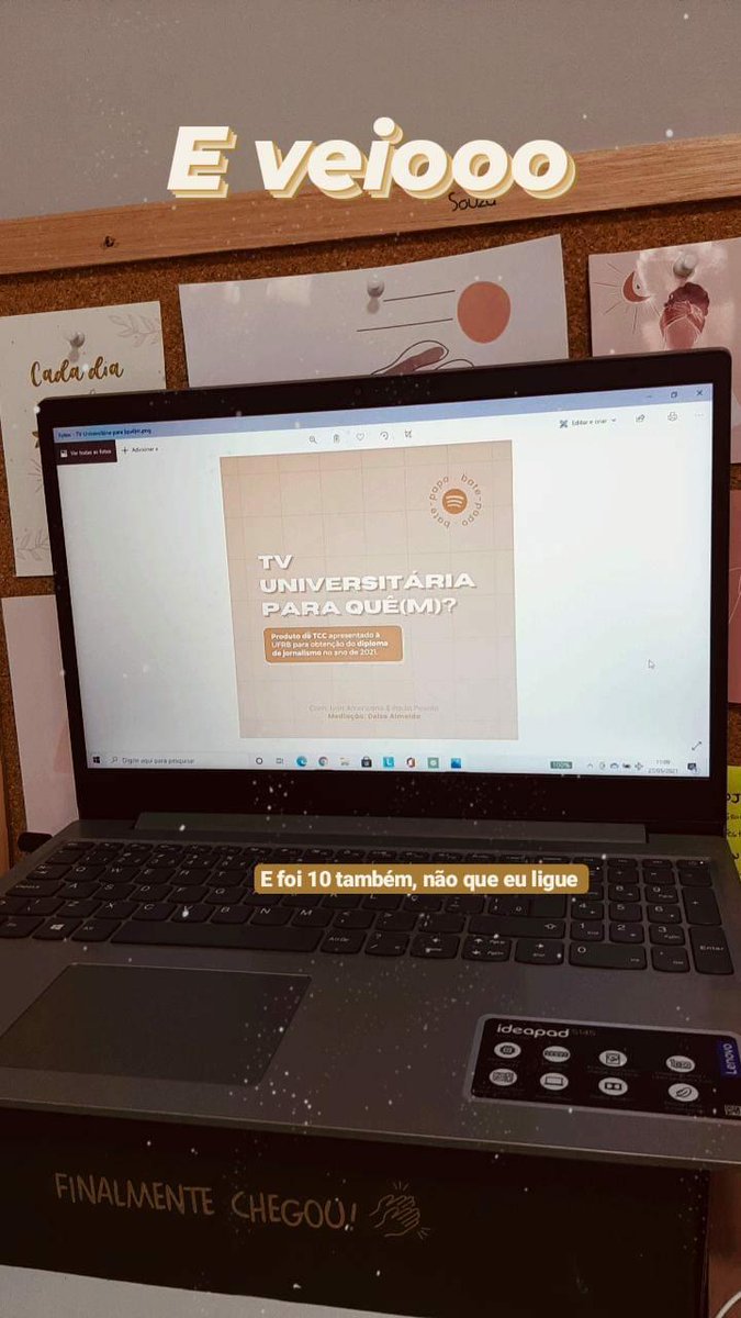 hellodeise's tweet photo. Eu arrumadinha para apresentar o TCC. Poderia ser um #TBT mas a foto é de hoje mesmo, só pra deixar registrado que as coisas acontecem quando tem que acontecer e ponto. 🌾 https://t.co/asLJajzQX3
