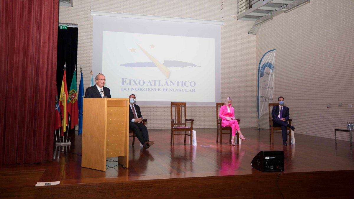Esta manhã, inauguramos as instalações do <a href="/eixoatlantico/">Eixo Atlántico</a> em <a href="/MunicipiodaMaia/">CM_Maia</a>, simbolizando uma cooperação transfronteiriça cada vez mais forte entre o #Norte de #Portugal e a #Galiza. Através da #ECDT, reforçamos essa ligação entre os dois países e valorizamos a nossa #fronteira.