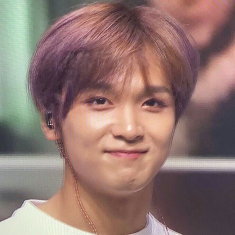 hhwalo-👋🏻 obbi masi newbie jaadi bisa bantuin obbi? mutual? rt/like trimakaci 👻

 #roleplayeraccount #roleplayertwt