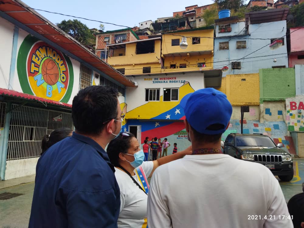 Hoy entra en Primera Discusión la Reforma de la La Ley Orgánica de Misiones, Grandes Misiones y Micro misiones ♥️

Esta reforma es un importante avance porque reconceptualiza la protección social, como sistema impulsado en 2014 en el marco de la atención a víctimas de la guerra.