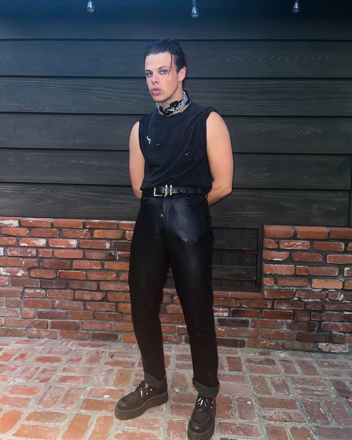 Mens all top black outfit tumblr