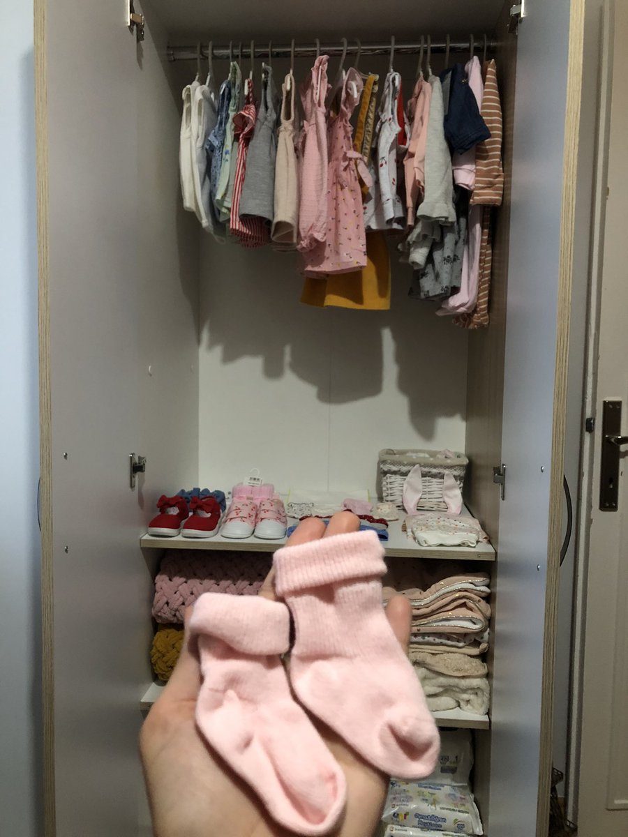 zynepceliik's tweet photo. Sevgili doğmamış yeğenim saatlerdir bunları ütülüyorum senin için o yüzden en sevdiğin teyzen benim haberin olsun 🥰🥰🥰 https://t.co/bxOmIlDb5O