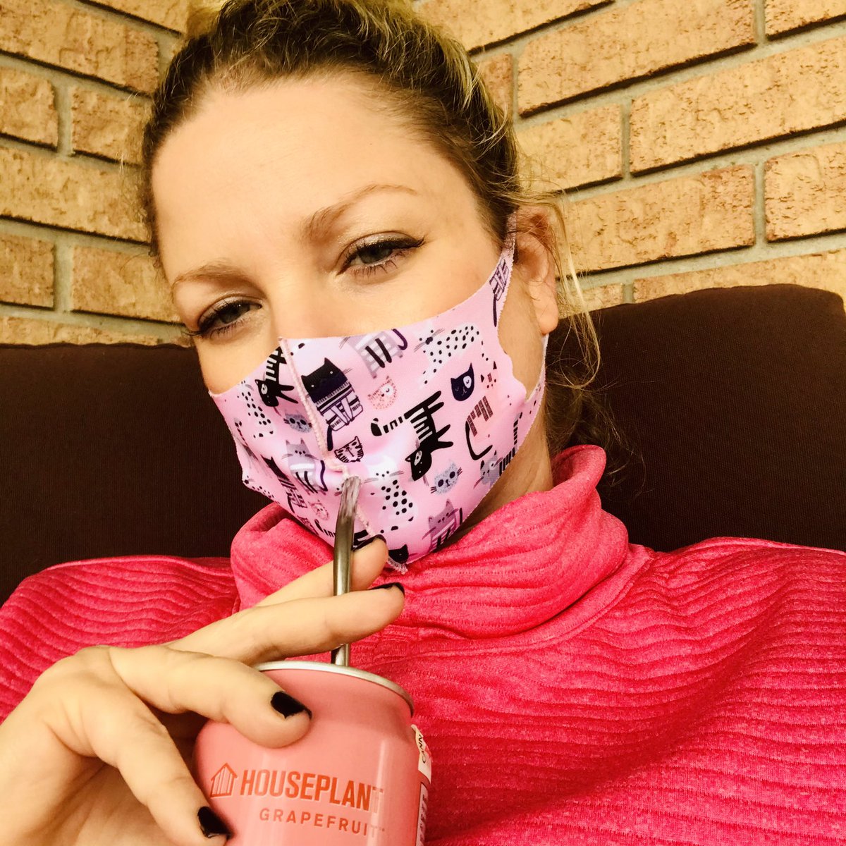 CrypTes (@chickwithadee) on Twitter photo I swear... I didn’t inhale once.🤔(Definitely not twice😜) <a href="/Sethrogen/">Seth Rogen</a> this stuff is quite lovely. Possibly one of the most refreshing #adultbeverages I’ve had — Perfect for this occasional dabbler😁. #WhenEnRogue #houseplant #happyhour #SethEth #Bitcoin #idontminemind 💋✌🏼🇨🇦 I swear... I didn’t inhale once.🤔(Definitely not twice😜) <a href="/Sethrogen/">Seth Rogen</a> this stuff is quite lovely. Possibly one of the most refreshing #adultbeverages I’ve had — Perfect for this occasional dabbler😁. #WhenEnRogue #houseplant #happyhour #SethEth #Bitcoin #idontminemind 💋✌🏼🇨🇦