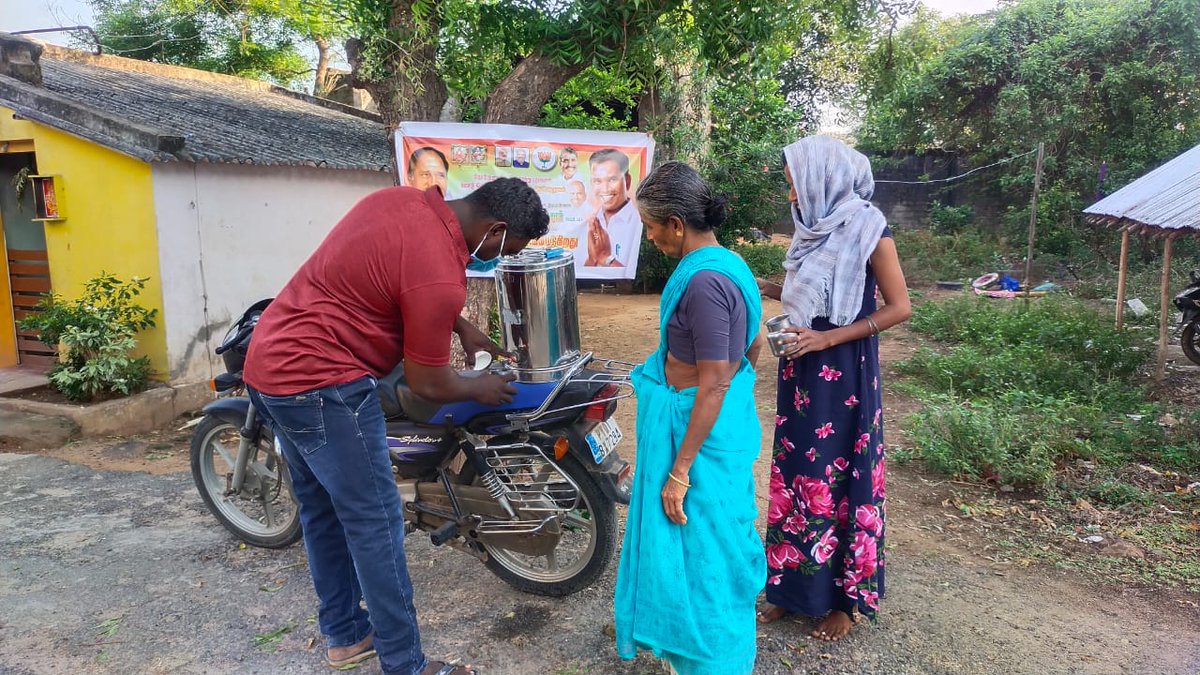 AKSaiJSaravanan's tweet photo. #Puducherry
Immunity booster drink “Kabasura Kudineer” were given to public by the BJP Karyakarthas in #Oussudu Mandal booth no 25
@JPNadda @blsanthosh @arjunrammeghwal @rajeev_mp @BlrNirmal @CTRavi_BJP @BJP4India
@BJP4Puducherry https://t.co/vZrX1yf9j2