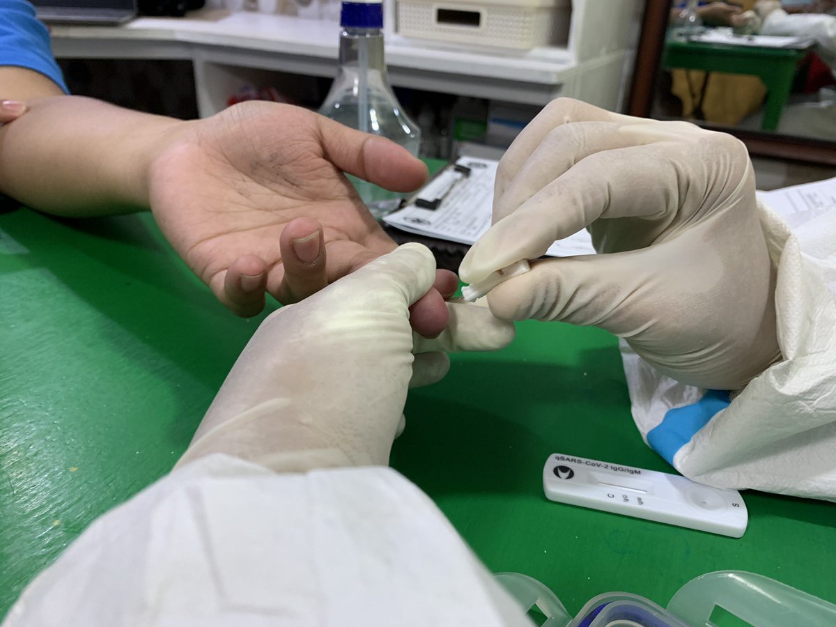 Legion_PH's tweet photo. Earlier: Eagle Community Responders COVID-19 Testing team has conducted Rapid Antigen Testing to its volunteers.
This is to ensure the safety of volunteers and its stakeholders during humanitarian operations.
#eaglecommunityresponders
#inservicetohumanity https://t.co/puK7LmqRhH