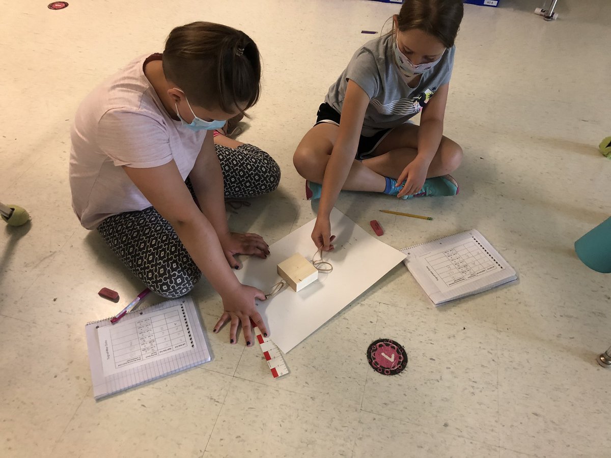 MrsGreco3's tweet photo. More motion! Today’s lesson was called “tug-of-war” and we investigated how balanced and unbalanced forces would impact how the block moved. @EHElementary https://t.co/9qNAV0CYfh