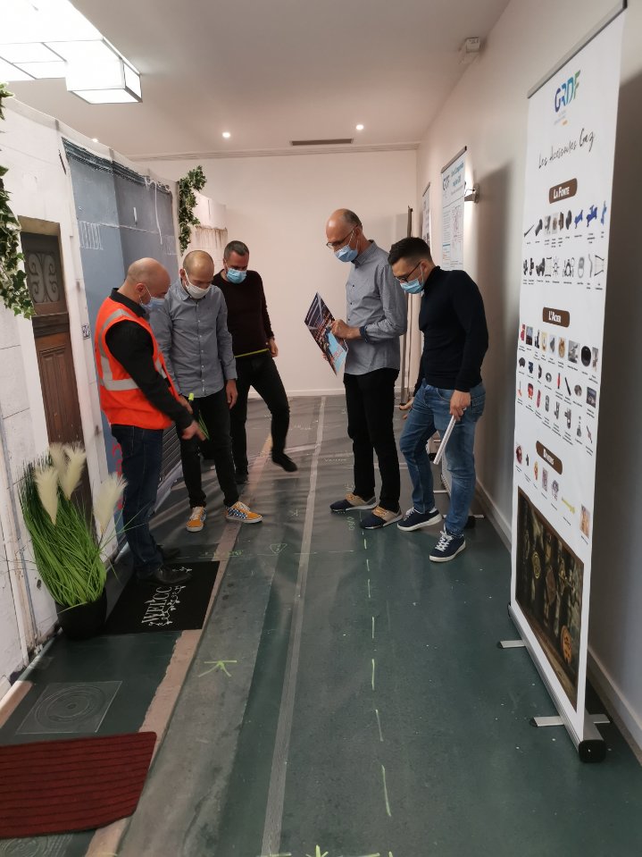 eric_froidevaux's tweet photo. Qui a dit que l Alsace et la Lorraine n auraient pas de #ruedumarquage 😁? Déploiement réussi à Nancy où plus de 20 futurs animateurs de la région Est ont été formés avec la précieuse aide de @XFillias ! Merci pour votre formidable accueil #GRDFEST.
@CorlayFlorence @herz_celine https://t.co/TuzmS11b2t