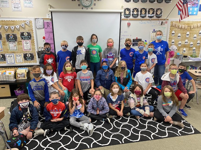 ConleyElem's tweet photo. Conley staff and students dressed up in their favorite Cubs attire today to honor our amazing admins Mrs. Maciejewski & Dr. George! #Conley158RocksRemote #Conley158RocksInPerson https://t.co/kznZ7MaD6v