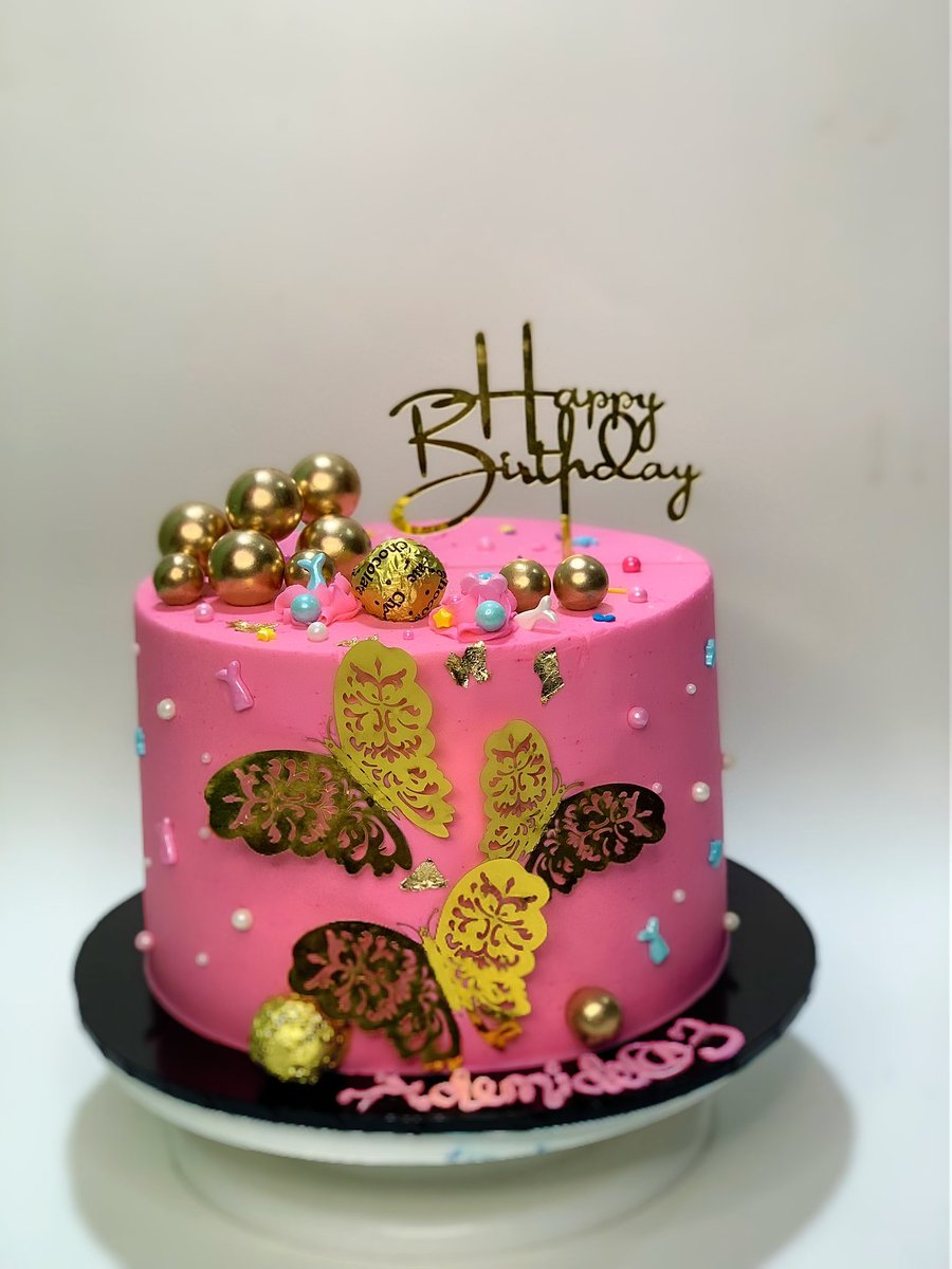 CherryBakery2's tweet photo. Pink for a pretty lil girl😍😍 https://t.co/r80bmf5lyL