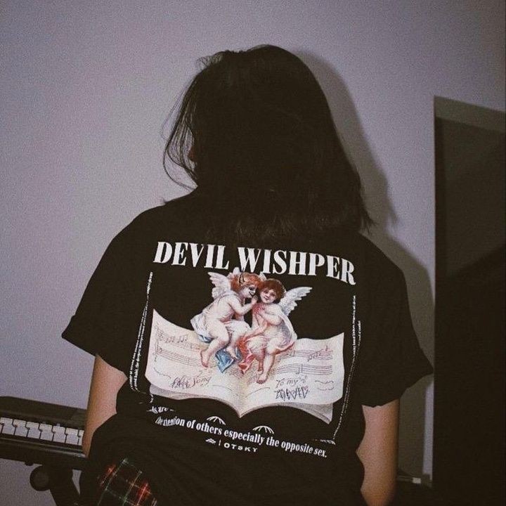 hi.., gw newbie dsini

mutualan? rt
fambest? dm 
#roleplayer #roleplayerindo
#roleplayerindonesia #roleplayeraccount