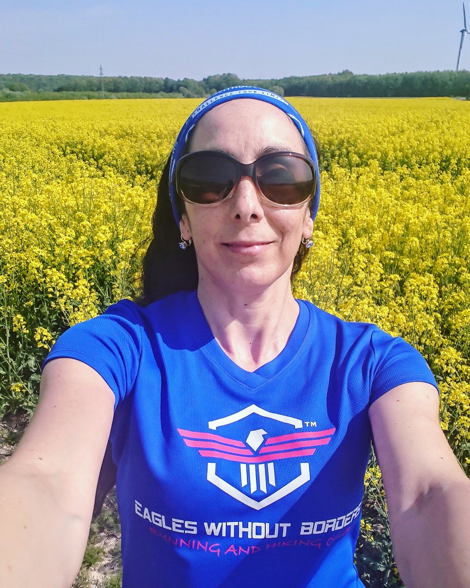 flakushis's tweet image. #tbt Hace un año, en un campo de canola, en #Sembach en #RheinlandPfalz
.
#tbt❤️ #throwbackthursday
#eagleswithoutborders #challengeyourlimits #germany #deutschland #alemania #mexicanosenalemania
