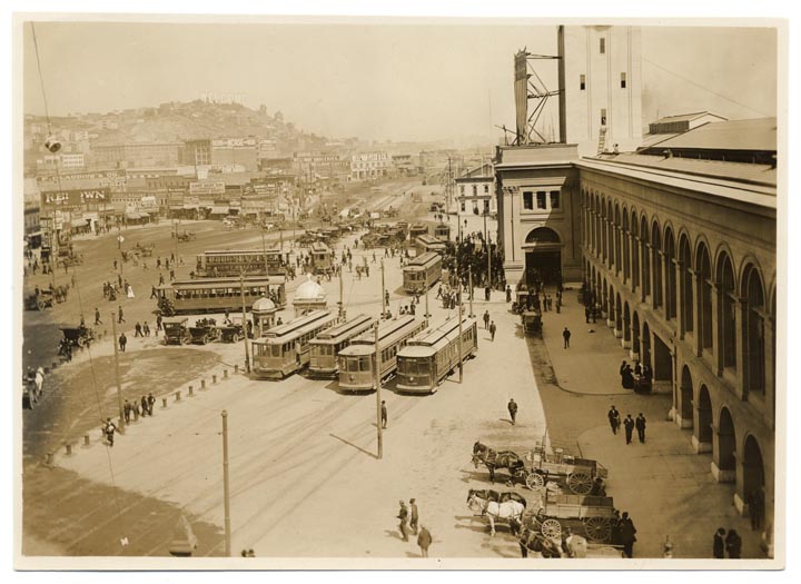 SutroLibrary's tweet photo. We thought we'd do a fun #throwbackThursday -image shows the Ferry building in San Francisco circa 1907. Prior to the Bay Bridge, built 1936, many people relied on the ferry to get them into SF. #libraries #archives #specialcollections #sfbaybridge https://t.co/cpBfewSU4N