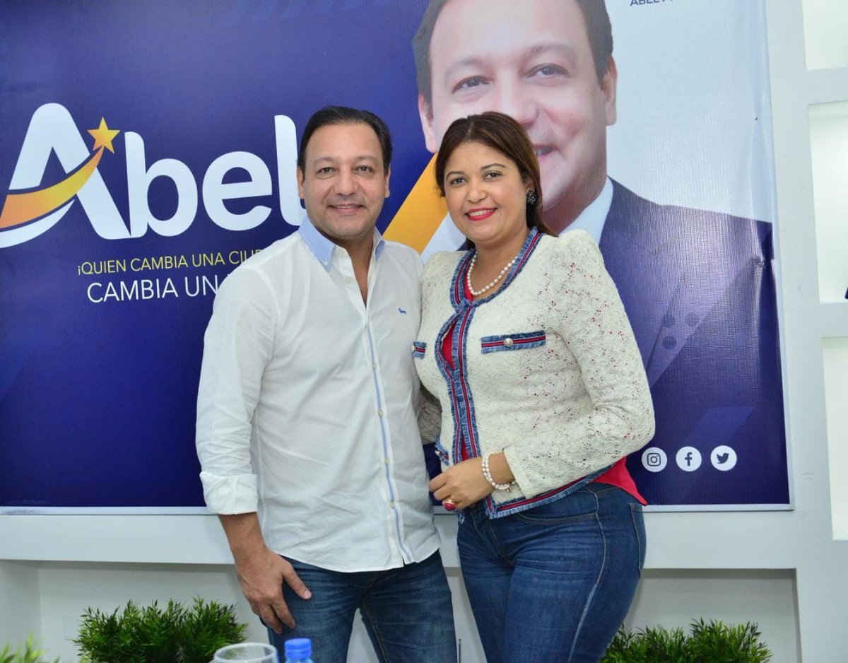 ConfiamosA's tweet photo. Cada día somos más a este gran Proyecto Presidencial #Abel24 

La Ex Diputada y Miembro del Comité Central, Monica Lorenzo, se integra a trabajar  al proyecto Abel Martínez Presidente 2024

#Abel24
#ConfiamosenAbel https://t.co/fJNeyeWetq