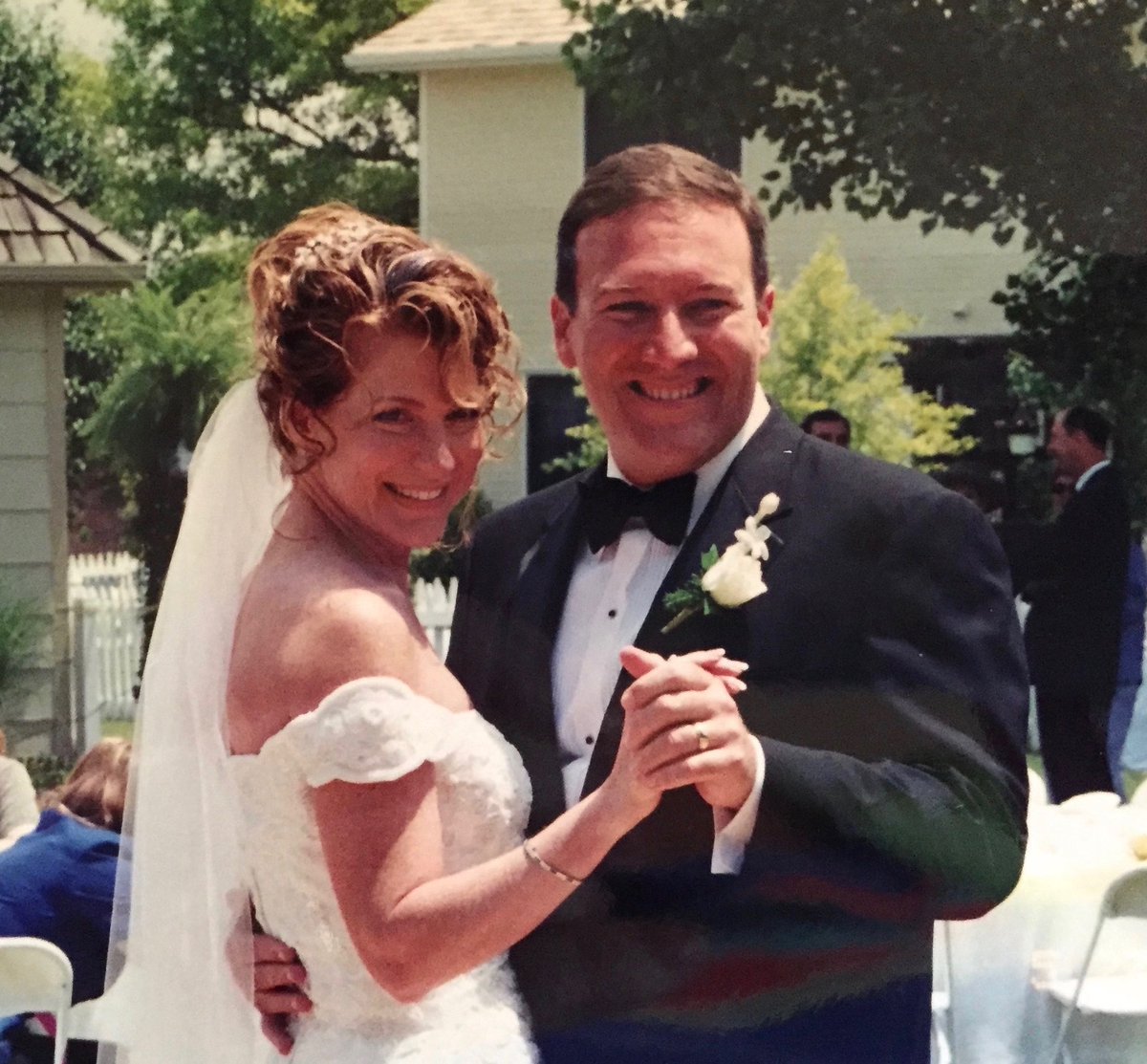 mikepompeo's tweet photo. Happy anniversary to my amazing wife, Susan. God truly blessed me the day I met you. I love you! https://t.co/Tohh3tCq7N