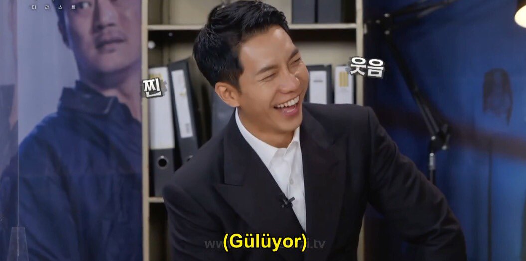 kdramagunlugum's tweet photo. Tam bu modda izliyorum resmen😂😂
#MouseTheLast #LeeSeungGi https://t.co/XhqbYshY8Z