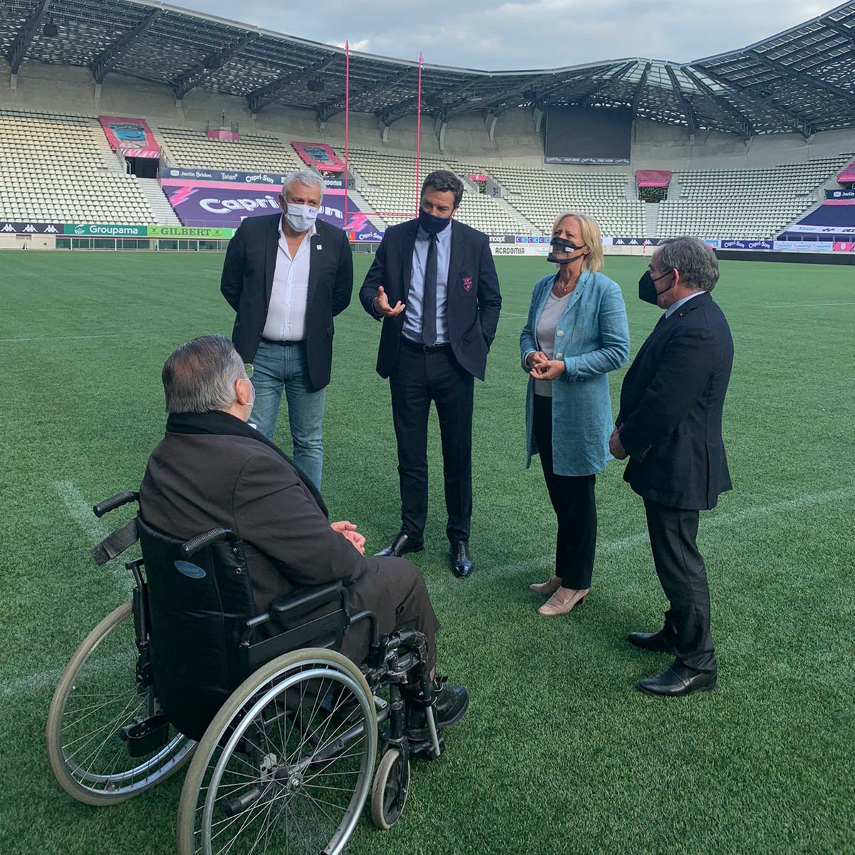 ClaudeATCHER's tweet photo. Emploi &amp; Handicap est un duo qui marche ! Et nous avions à cœur de le démontrer avec @campus2023, qui offre aux jeunes en situation de handicap une expérience pro au sein de la Coupe du Monde de Rugby @France2023. L'inclusion est pour nous une priorité.

#AlternanceDuoday https://t.co/tbFWneiBpI