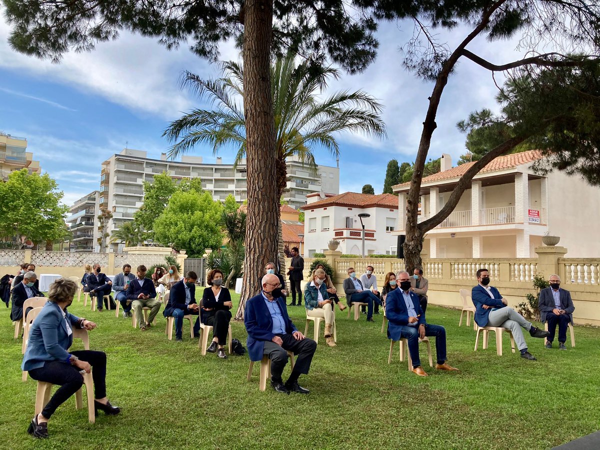 FundacioGresol's tweet photo. Afterwork amb @GemmaRiu3, directora de l'Andorra Esports Clúster. Aquest acte, organitzat per la #TribunaJove de #Gresol a la magnífica seu del Patronat de Turisme de Salou, és presentant per el nostre president Emili Correig i l’alcalde de @AjuntamentSalou @PereGranados https://t.co/FAWaaNoneX