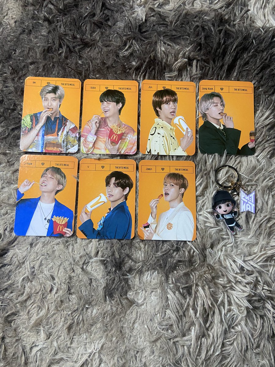 rmenrico19's tweet photo. NEW MERCH ALERT AVAILABLE AT MERCHPOP BY RM FACTORY (@merchpop_rmfactory) on instagram 💛
Bili na kayo guys! Bagsak presyo na itooooo see you on IG! 🤘🏼
#Merchpop #RMFactory #Kpop https://t.co/PlR0O9PfHX