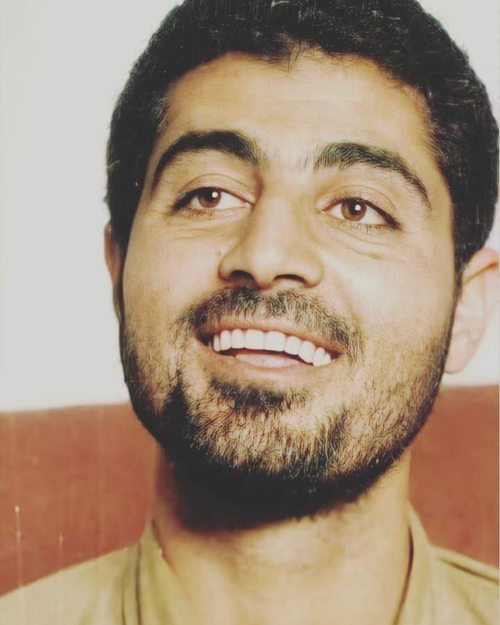 گذ‌ر‌زمان‌همہ‌چیز‌راباخود‌مۍ‌برد
جز‌ردنگـاھ‌‌«طُ‌»را ...(🥀
.
• #حاج_قاسم_سلیمانی