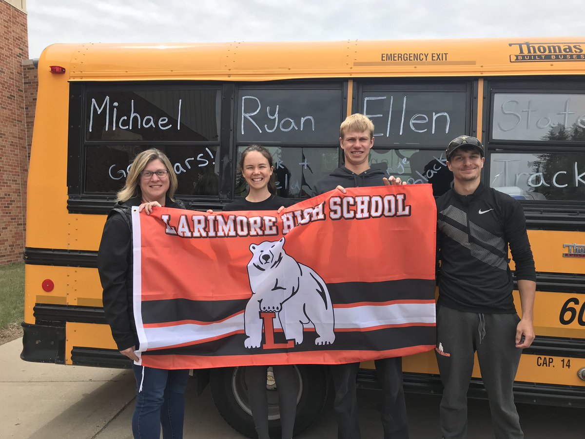 🔥🐾 State Bound 🐾🔥

Good luck to our three Seniors!!!