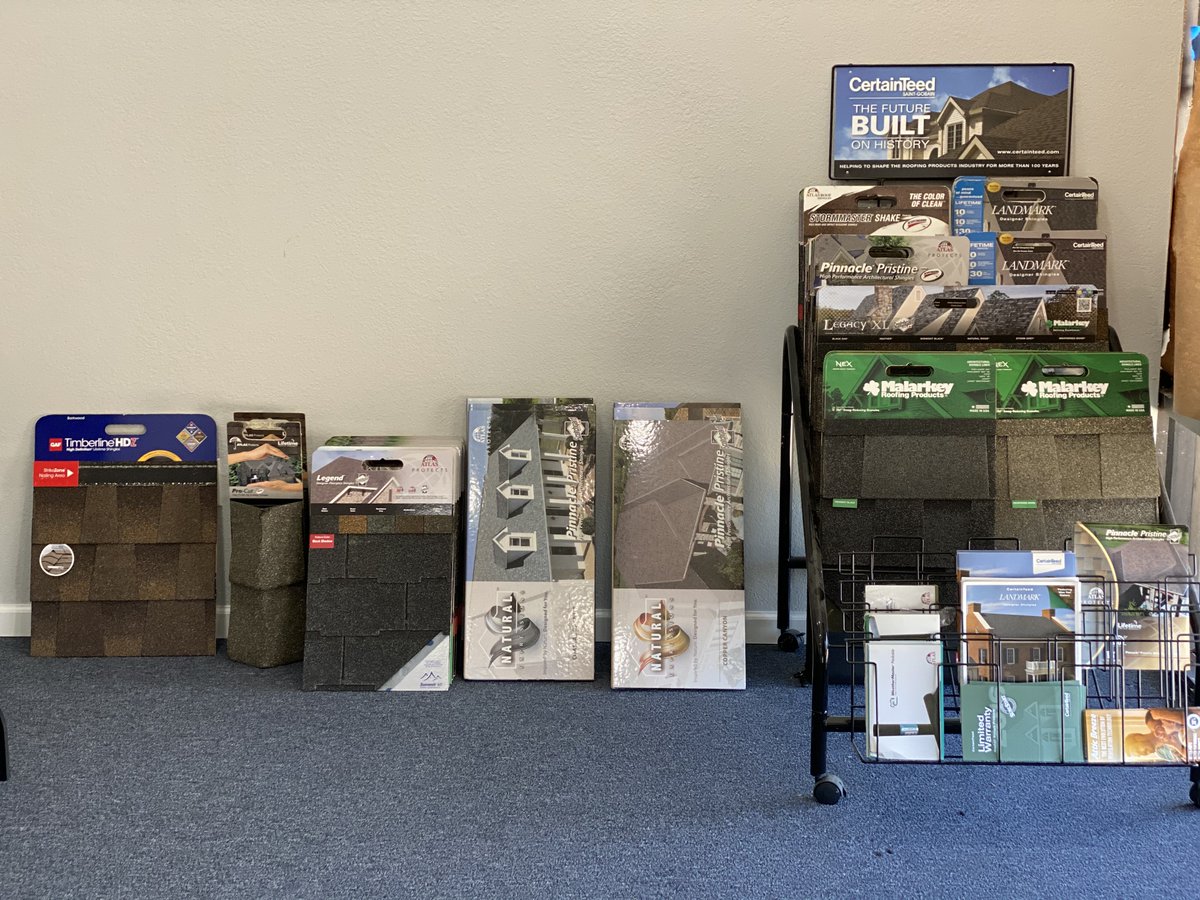Happy Thursday, yall!🤩🤩Take a look at our growing selection of samples! Call us today for your home improvement needs! 832-600-3177 #blueheronconstruction #blueheronTX #roofing #HomeImprovementneeds #showroom #construction #roofinstallation #rooflife #houston #lovemyjob 💙