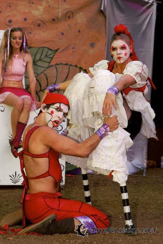 FireBallerina's tweet photo. #TBT ⚡️Lightning in a Bottle 2007~ Stilt Circus’ Toy Box show ~ one of my most favorite performances of all time! 🎪🩰🖤⚡️  #stiltcircus #lightninginabottle #DGTLLIB @StiltCircus @LIBfestival https://t.co/ykuf9G2bXx
