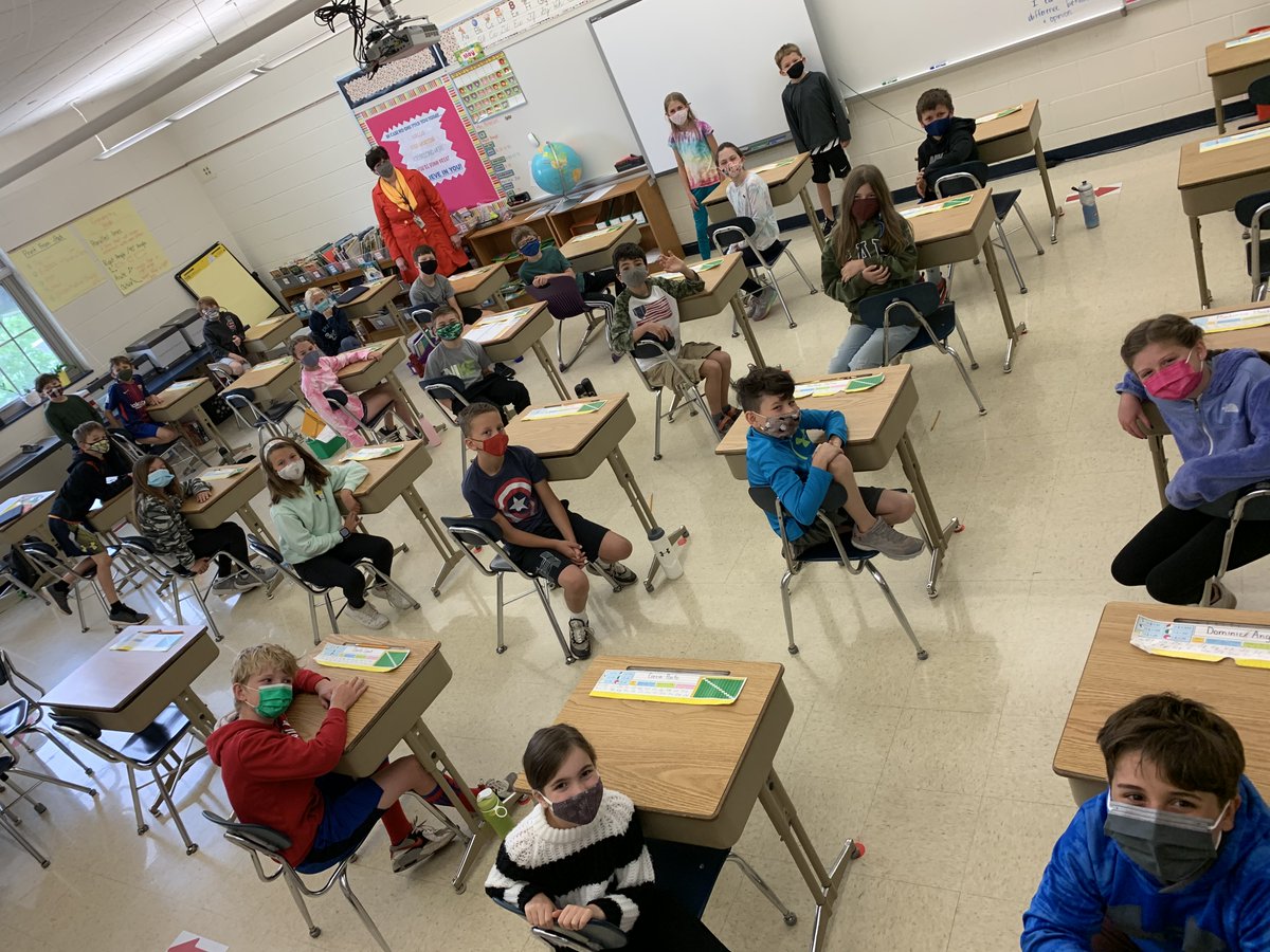 spetersen76's tweet photo. Where in the world was Mrs. Petersen today?  Meeting her Prospect 3rd grade Science and Social Studies Ss in person! So fun to finally meet them! I wonder where my next stop will be? #d181proud @CCSD181 @ProspectSch181 @elmd181 https://t.co/k54NI11ezl