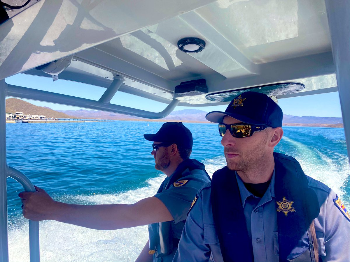 azgfd's tweet image. Going boating this #MemorialDay weekend? So are we! Make sure to wear your life jacket every trip, every time and designate a sober operator. We’ll see you on the water and hope you have a safe and fun weekend. #WearIt 🚤 #SafeBoatingWeek ⚓️
