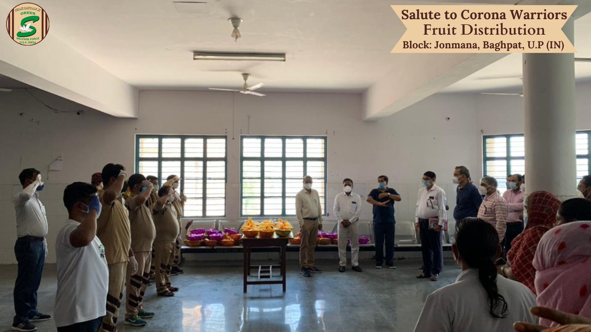 GreenSwelfares's tweet image. SALUTE TO CORONA WARRIORS- DOCTORS, NURSES, POLICE, AMBULANCE DRIVERS, CLEANLINESS WORKERS | FRUITS DISTRIBUTION-DSS VOLUNTEERS, JONMANA, BAGHPAT, UP
#coronavirus #SaluteToCoronaWarriors #CoronaWarriors  #COVID19 #COVID19India #Baghpat