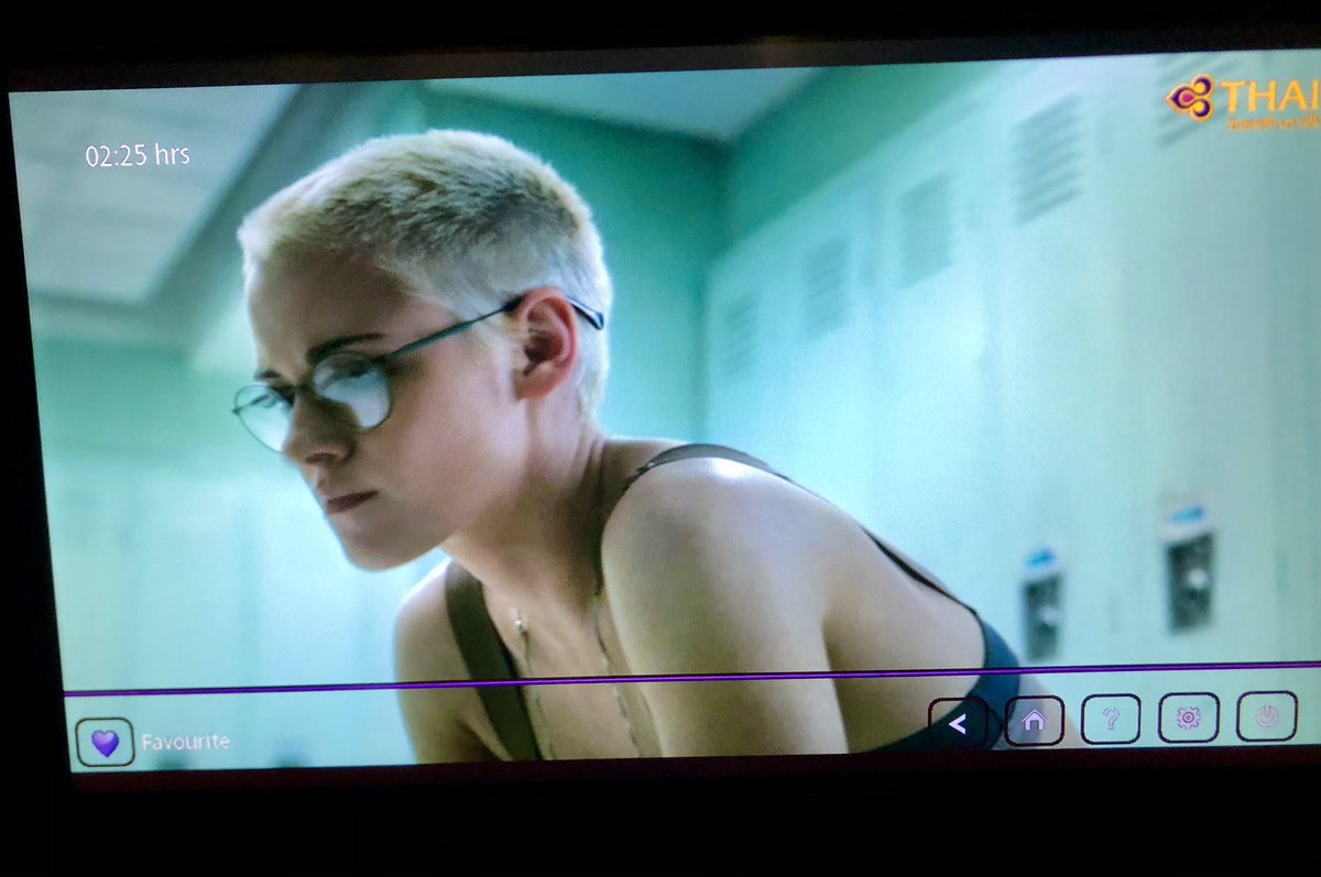 KSTEWART_THAI's tweet photo. Glad to have you on my flight Norah ✈️#KristenStewart #UNDERWATERMOVIE #ThaiAirways #InflightMovie https://t.co/jp405oh96y