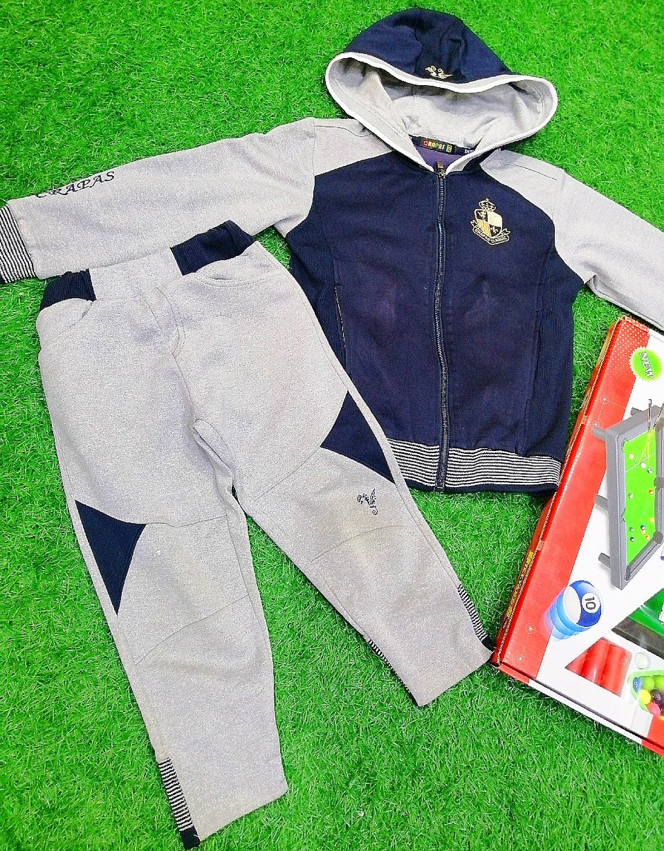 THRIFT SALE‼️THRIFT SALE‼️

Kids Track Suit ✔️

Price: N4,800
Ages: 4-6 years

#CHILDRENSDAY #KOLZYZY14FASHION #THRIFTTHURSDAYS #JOGGERS
 🔶