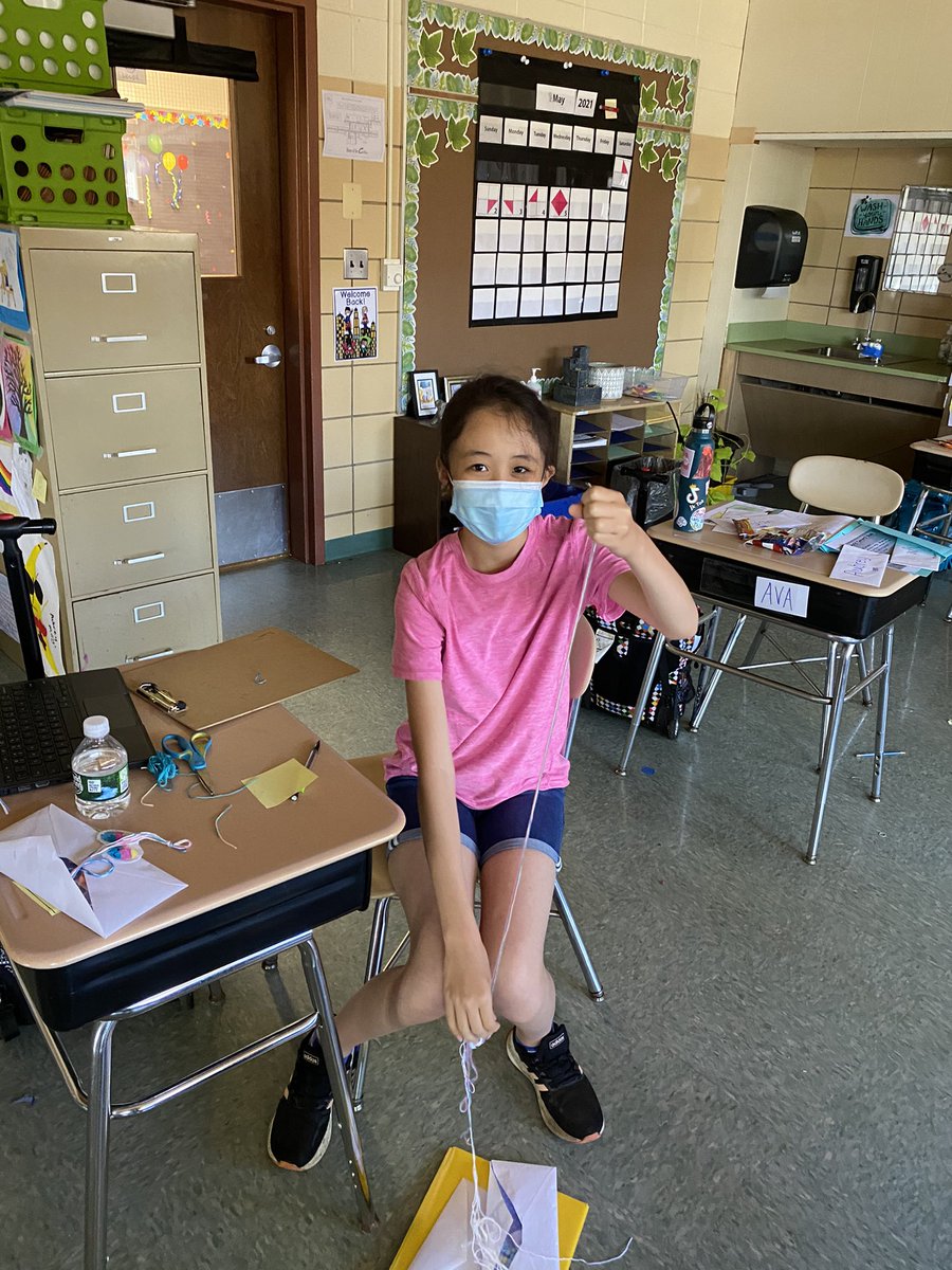 HeatherMosenson's tweet photo. ✨”If opportunity doesn’t knock, build a door,” - Milton Berle ✨ These #SuperKids enjoyed another inspiring talk from a parent entrepreneur today! Students were lining up to ask questions about making their BizWorld bracelet company as lucrative as possible! @CatenaColts https://t.co/fIjBbzNhcF