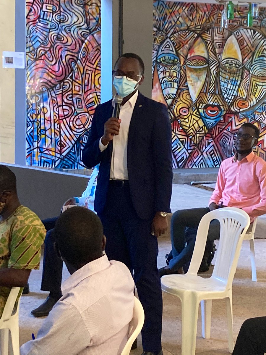 AFKampala's tweet photo. L’espace #IFprofs Ouganda est officiellement ouvert ! Ce nouvel outil collaboratif devra permettre aux acteurs de l’éducation francophone de dialoguer plus, et de renforcer leurs pratiques professionnelles. Bravo à @FrenchEmbassyUg et @OfficialMubs, les deux initiateurs du projet https://t.co/3zyflcYPSu