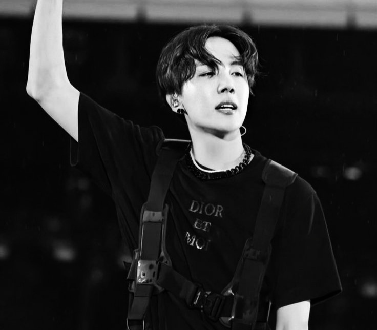 CNDLBTS's tweet image. Este hombre me puede demasiado