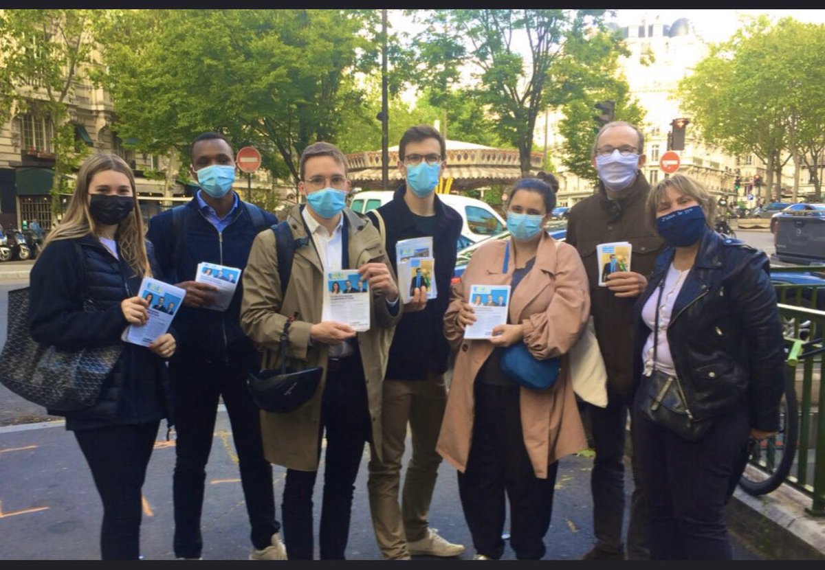 _JosephQns's tweet image. La campagne s’accélère ! Mobilisation avec @LaREMParis17 et les @JeunesMacron75 à Villiers dans le 17ème arrondissement pour @LauStmartin ! Tous ensemble, redonnons envie d’Île-de-France ! #EnvieIDF #enviedaction @Envie_IDF #regionales2021