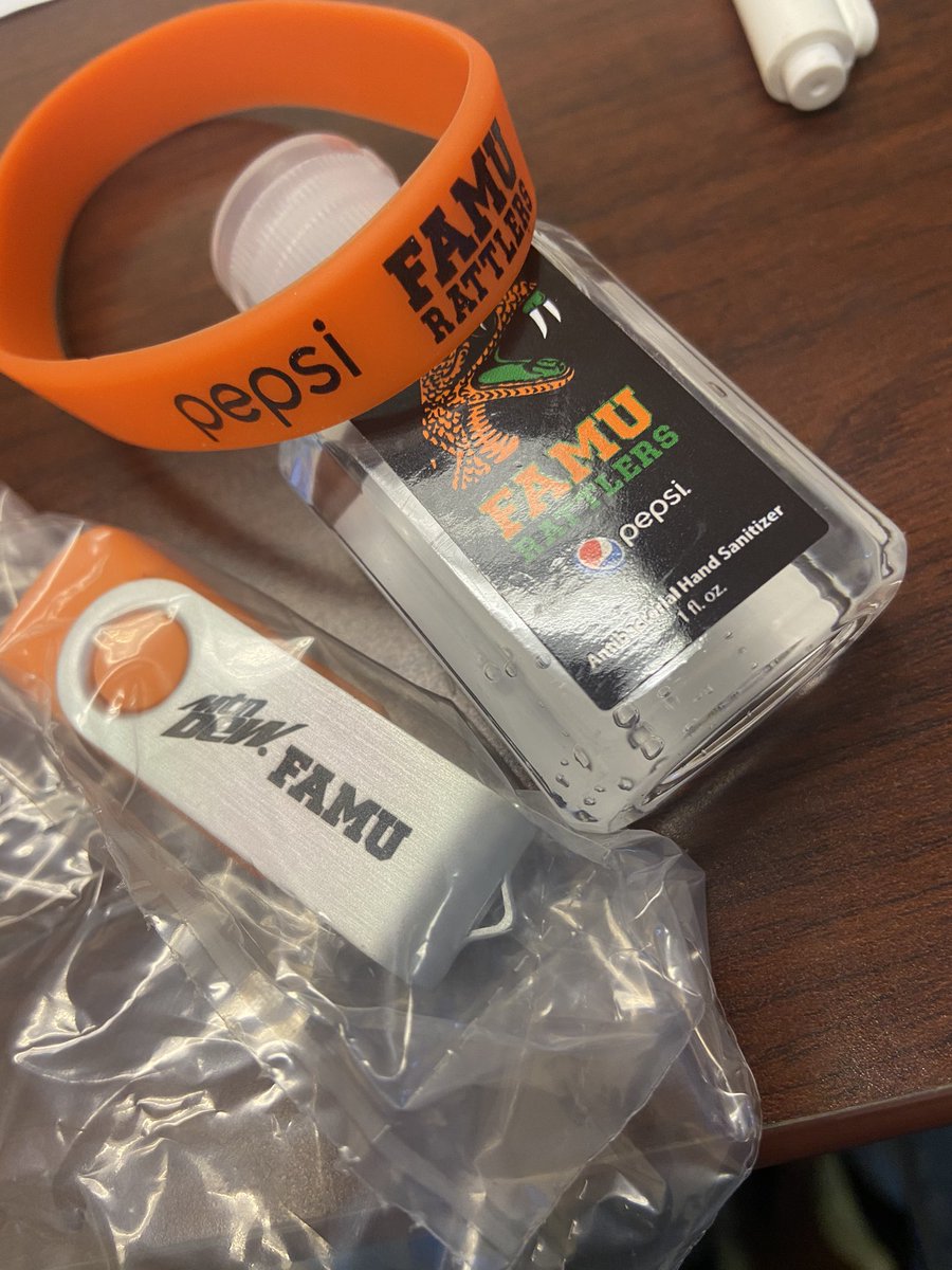 bas_famu's tweet photo. We ran into a student today at the Hub, and we gifted him Rattler Swag! #famubas https://t.co/rD22BDqIBL