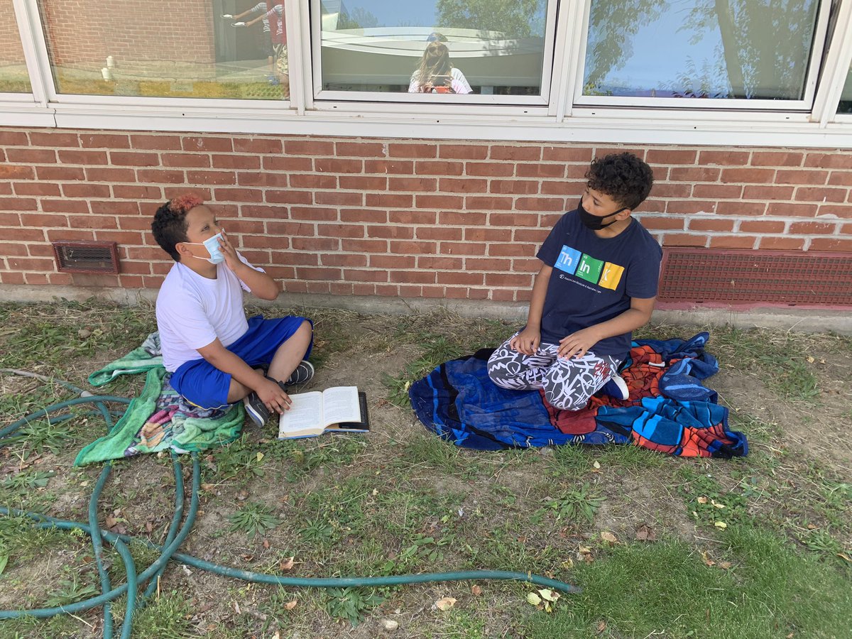 3ICTRW's tweet photo. What a day third grade had! We had so much fun tie-dying our t-shirts and enjoying time outside! It’s so nice to hear kids say “this was the best day EVER!” again! #WPPROUD @Ridgeway_WP https://t.co/gDzuDHnIOA