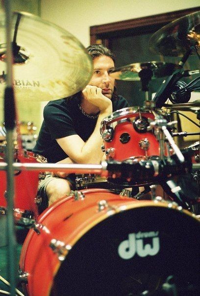 Happy bday sean kinney  